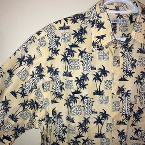 Crossings Yellow and Blue Hawaiian Button Up Shirt